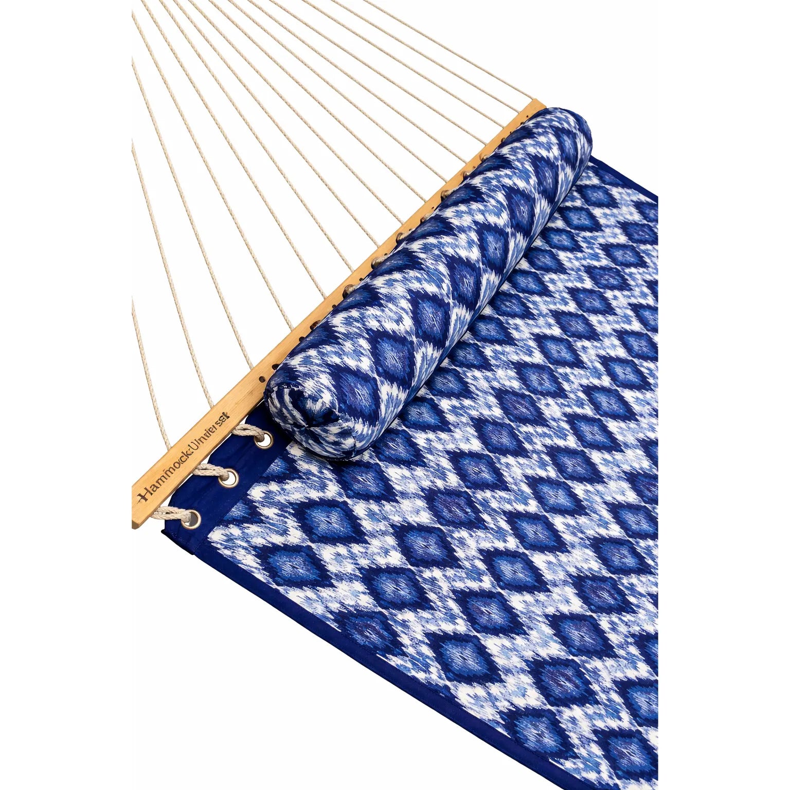 Blue and white patterned hammock on a white background QHD-BWP