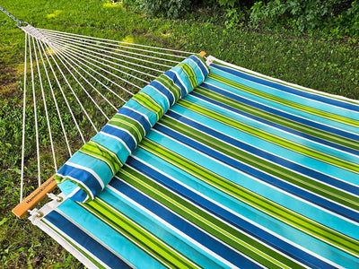 Hammock Universe Hammocks with Stands Deluxe Quilted Hammock with Bamboo Stand