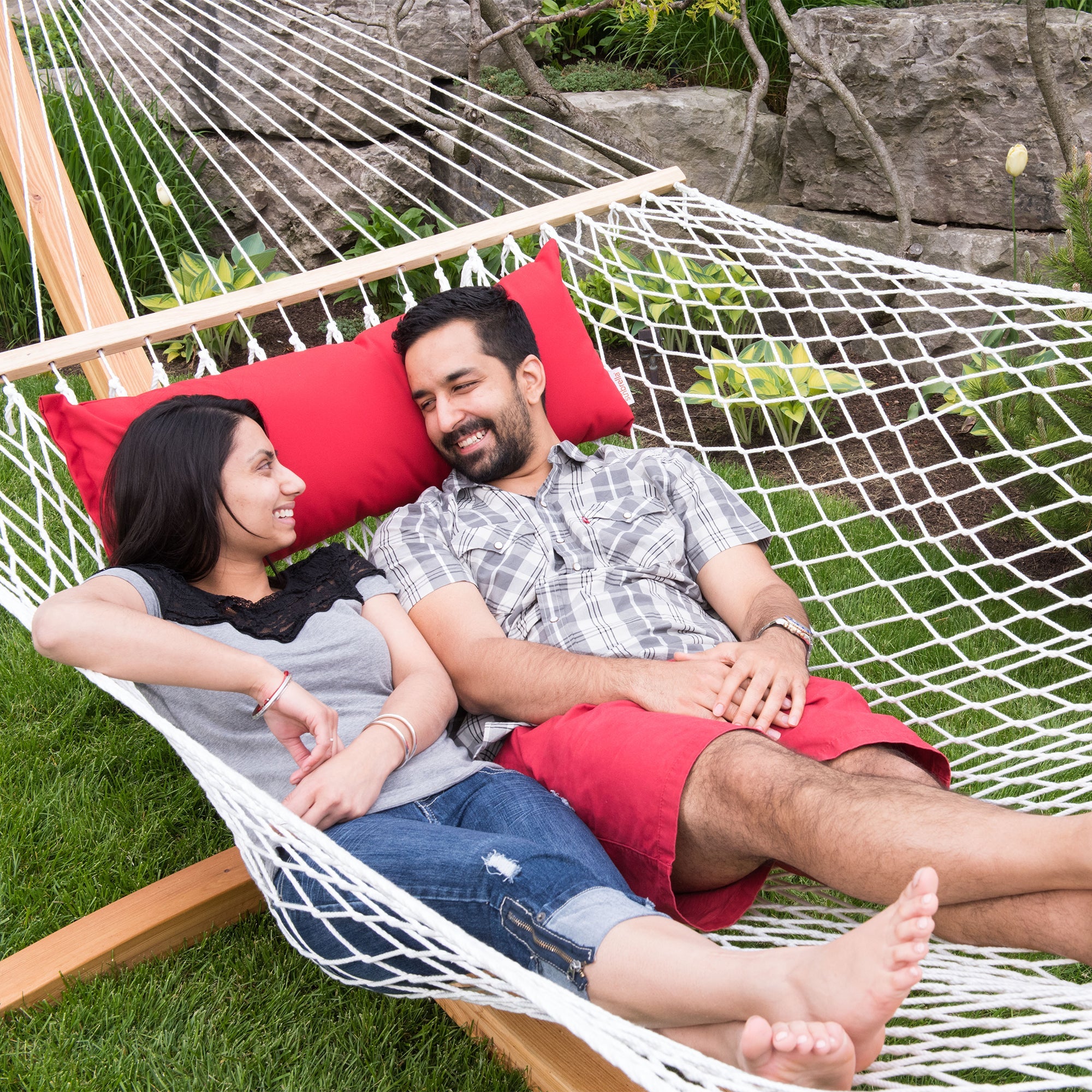 Polyester Rope Spreader Bar Hammock - White