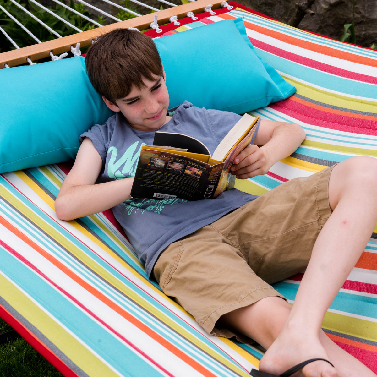 Quilted Fabric Spreader Bar Hammock