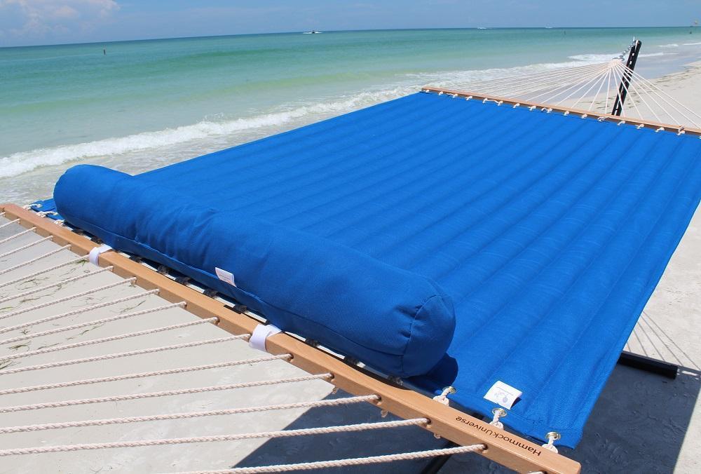 Hammock Universe USA Olefin Double Quilted Hammock with Matching Pillow and Eco-Friendly Bamboo Stand
